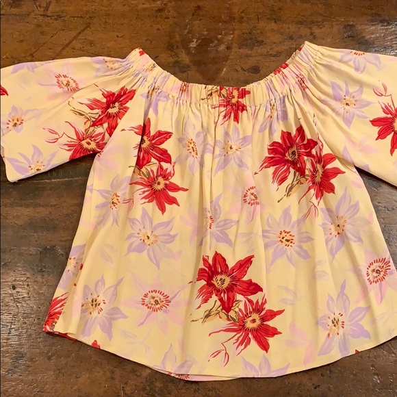 Otis & Maclain Seniorita Blouse - Picture 2 of 3